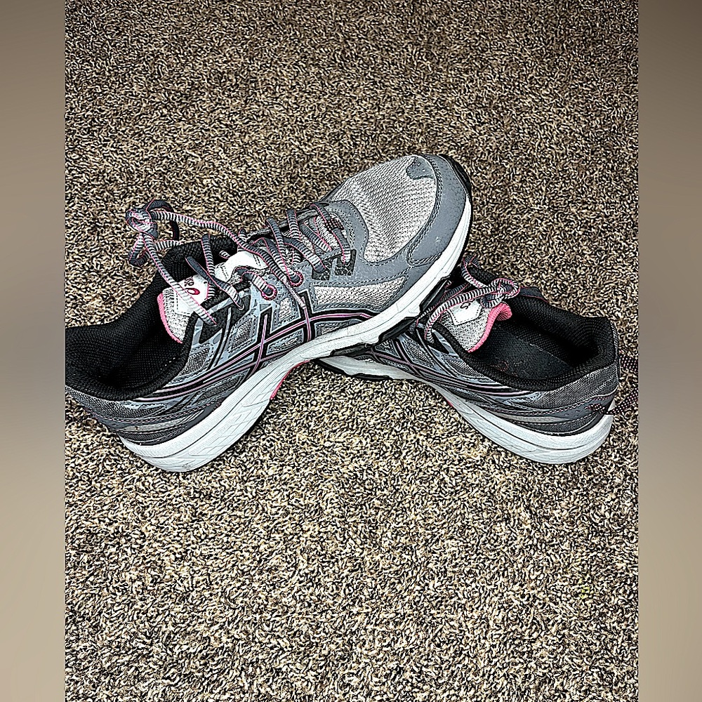 Women’s Asics